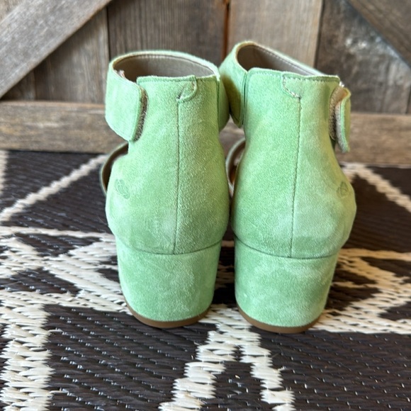 * NWOT* Cloud Footwear | Kenzie Heels - Picture 5 of 11